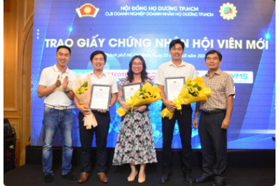 Hội Doanh nhân trẻ: Toạ đàm kinh tế "Cơ hội và thách thức cho doanh nghiệp trong năm 2025"